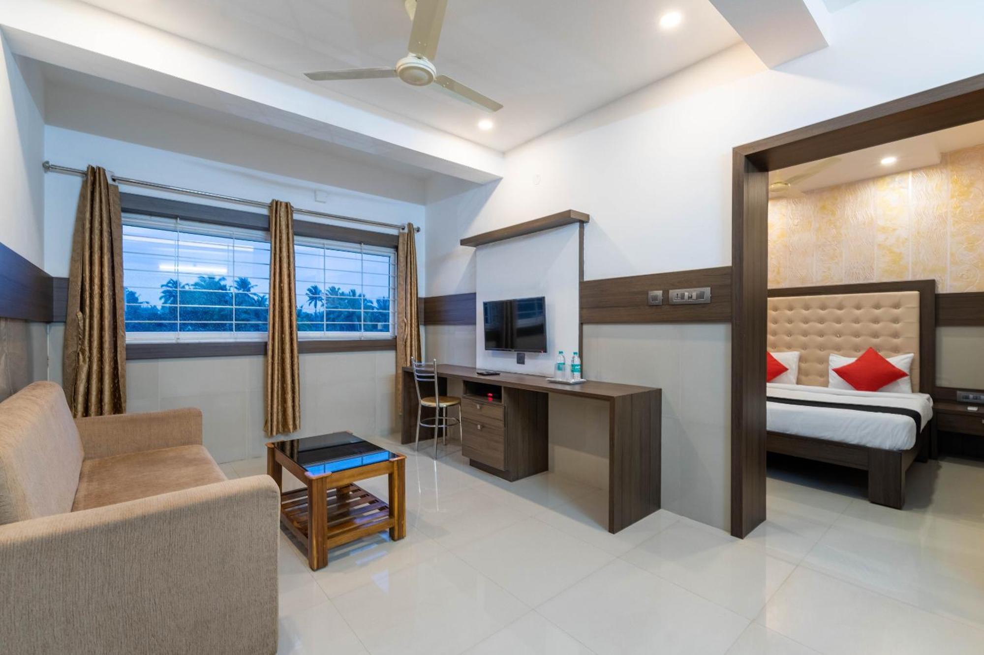 Super Collection O Nirvikalpa Hotel Ullal Bagian luar foto