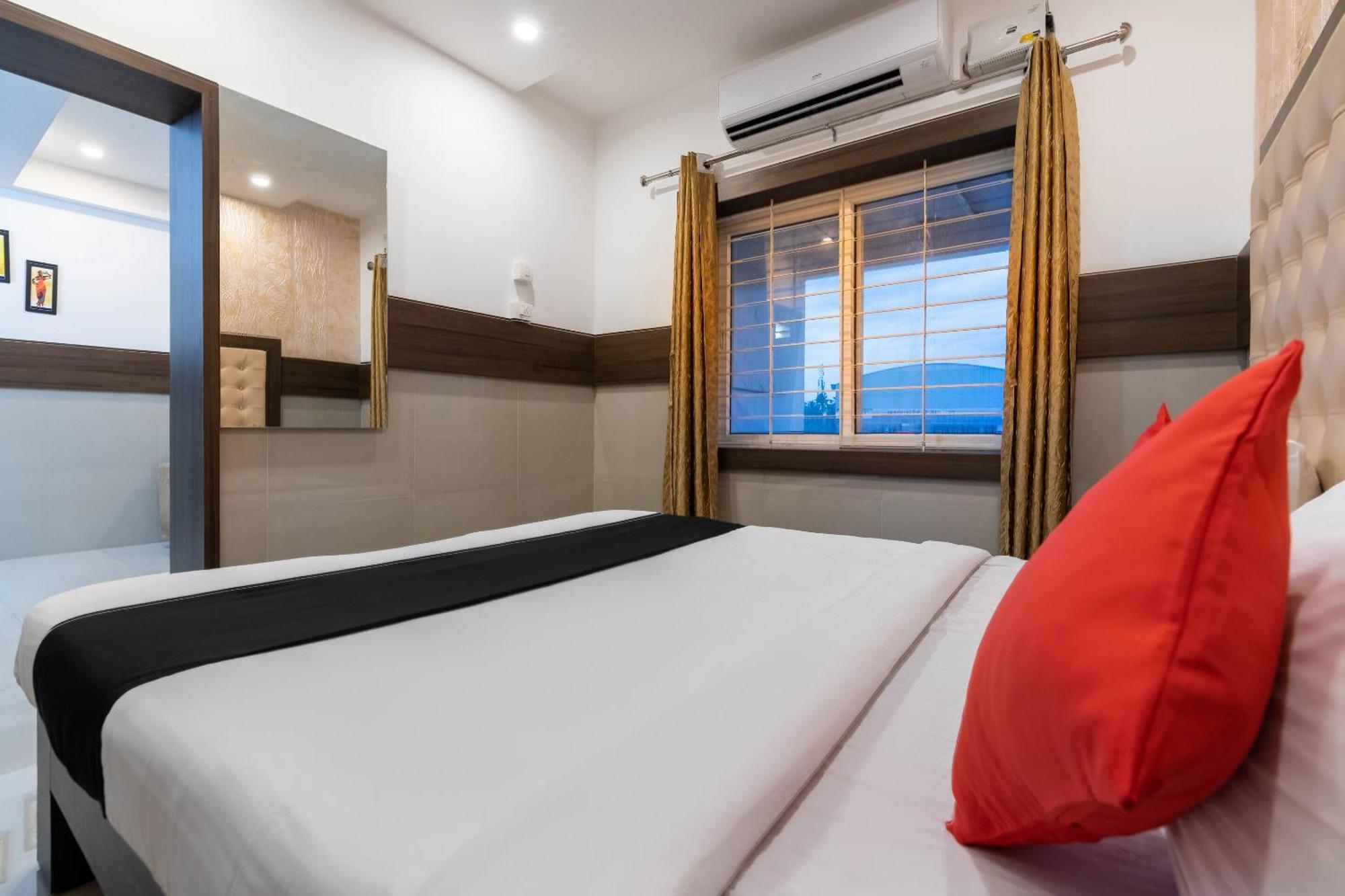 Super Collection O Nirvikalpa Hotel Ullal Bagian luar foto